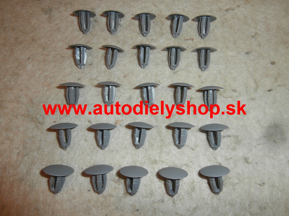 Ford Fiesta 4/02-10/05 príchytky čalúnenie 10 ks