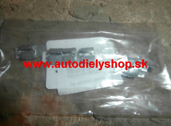 Peugeot 407 5/04- montážne spony krytov pod motor 5 ks
