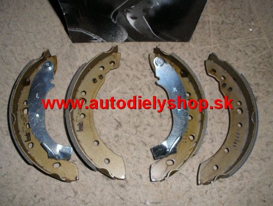 Ford Focus 11/98-10/04 zadné čeľuste 203mm Sada / A.B.S /