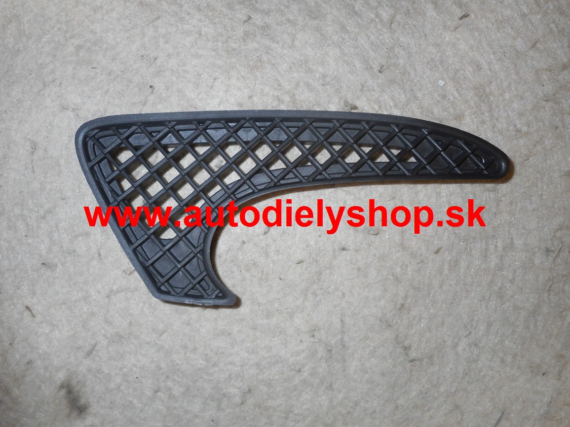 Fiat Punto 99-03 mriežka nárazníku zadná Ľavá 3dv