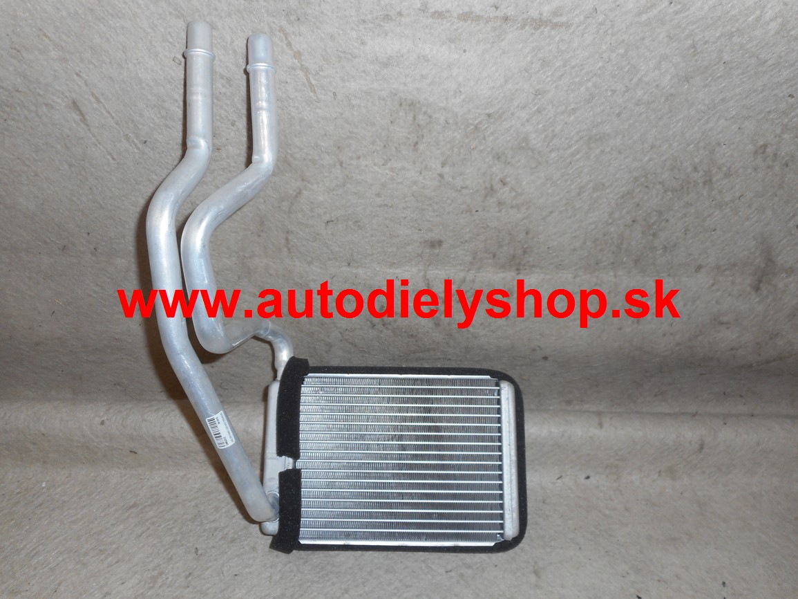 Ford Fusion 8/02-10/05 radiátor kúrenia /pre všetky typy/