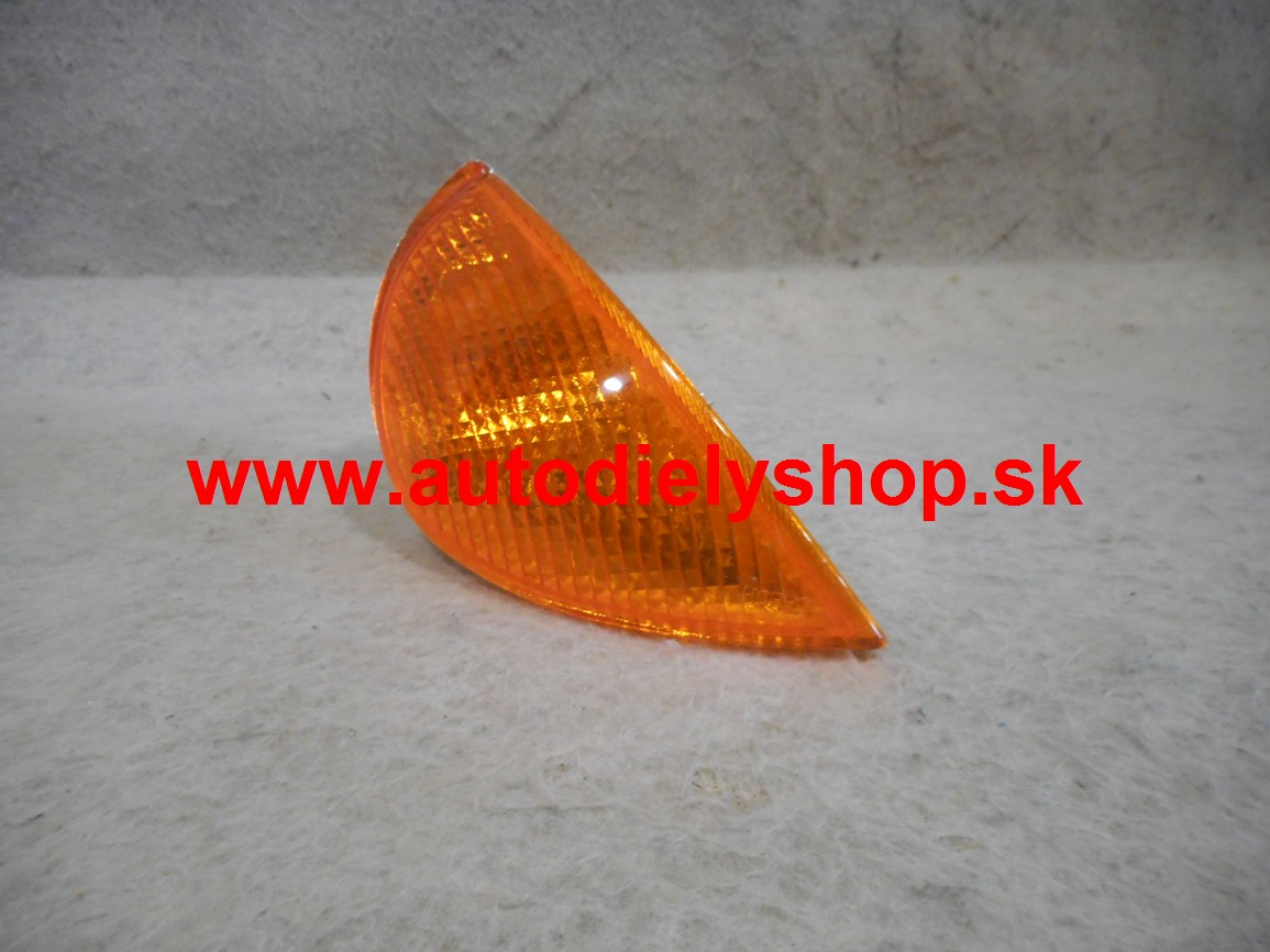 Fiat Seicento 5/98-predná smerovka Pravá / oranžová /