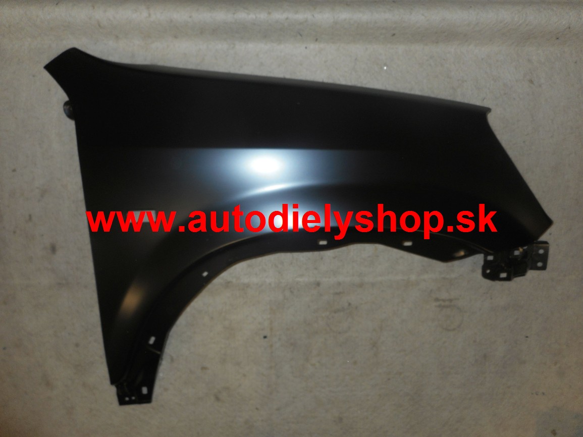 Honda CRV 3/02-9/06 blatník Pravý / s otvorom /