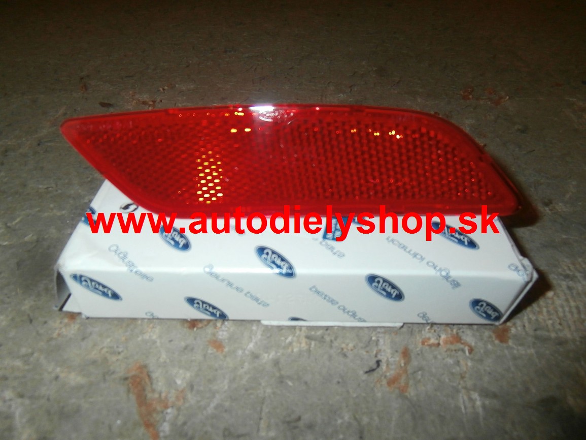 Ford Focus 2/08- Pravá odrazka do zadného naraznika pre kombi ORIGINÁL
