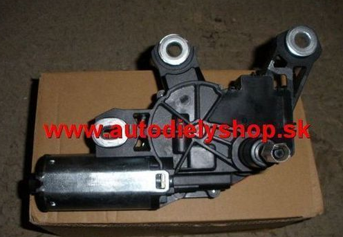 Mercedes C 5/00-12/06 motorček zadných stieračov / VALEO /