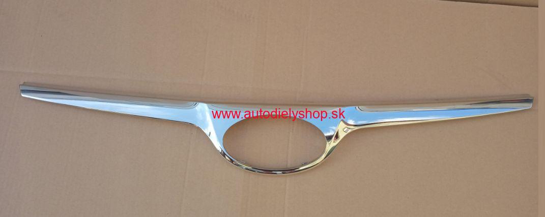 Hyundai I20 8/08- lišta masky / chromová /