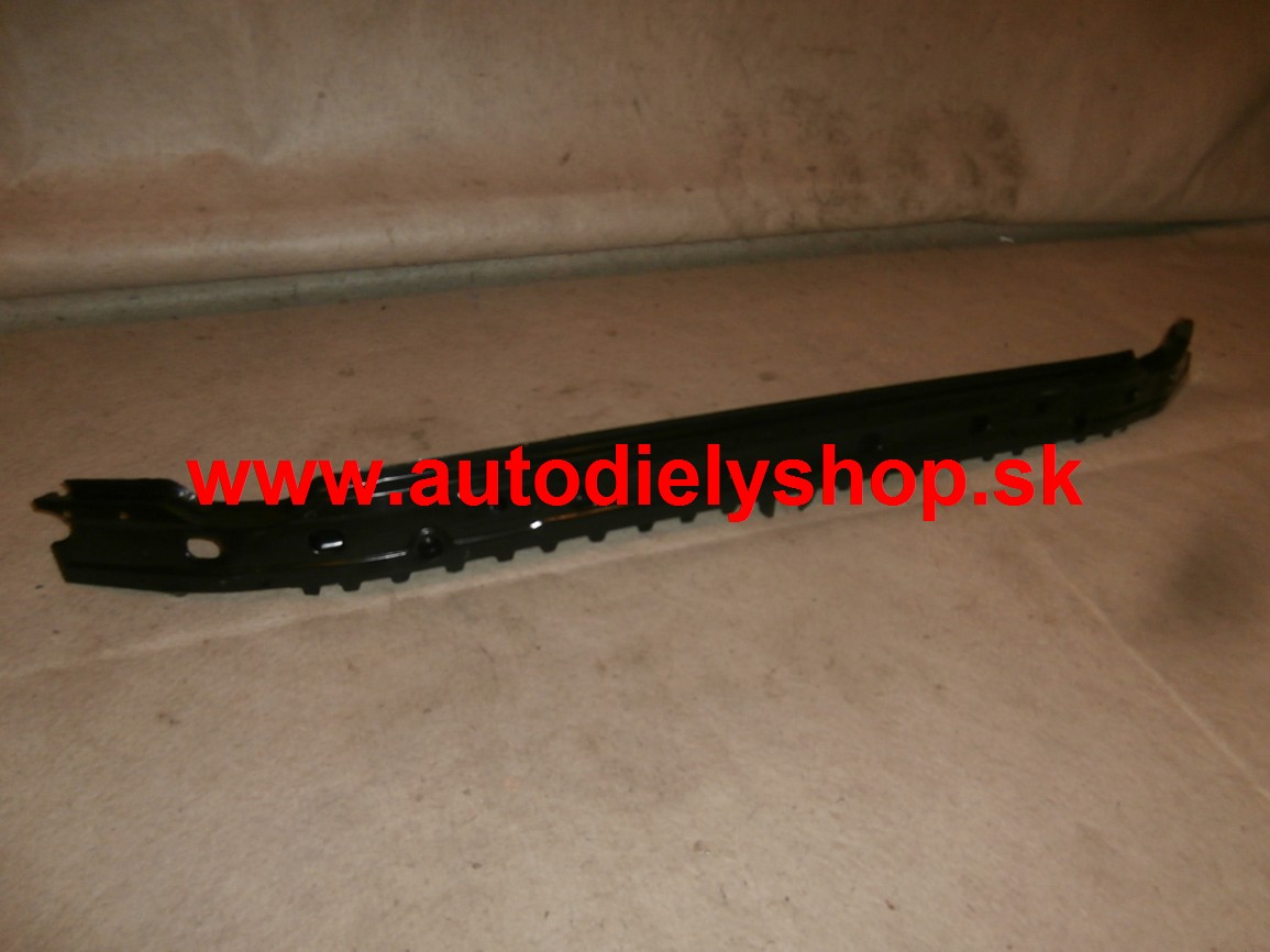 Mercedes E 5/95-7/99 priečny nosník