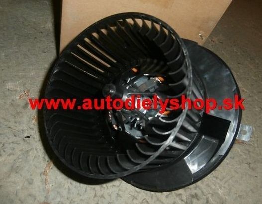 Hyundai LANTRA 9/95-3/98 ventilátor kúrenia
