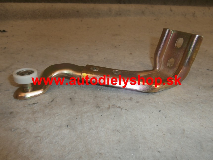 Mercedes SPRINTER 4/00-4/06 pant posuvných dverí,Dolný