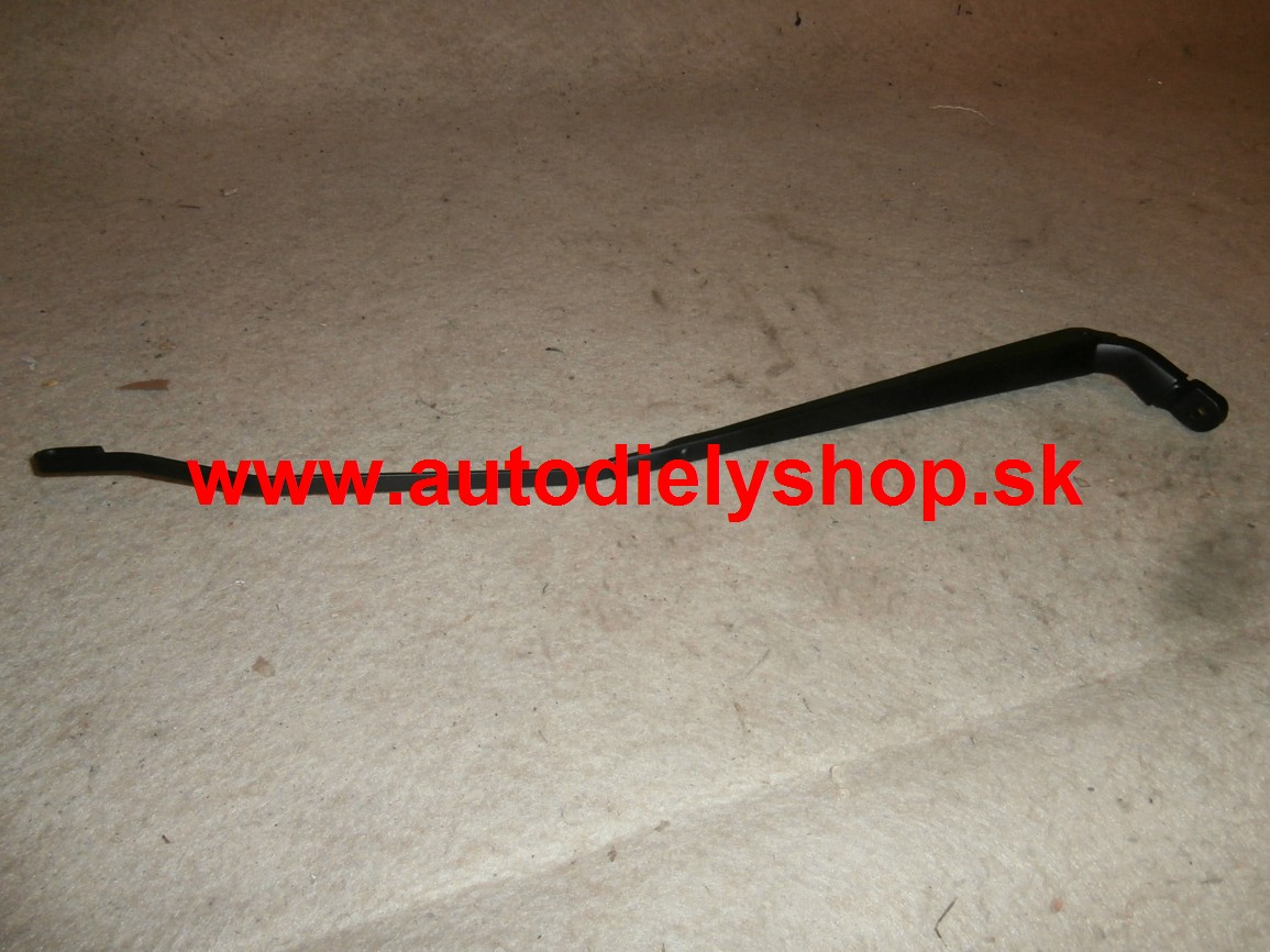 Mazda 121 1/96-2/00 predné ramienko stierača Pravé