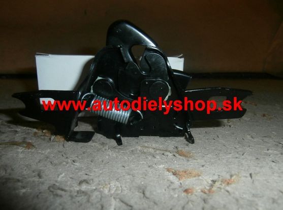 Mazda 323 SED 10/96-10/98 zámok prednej kapoty