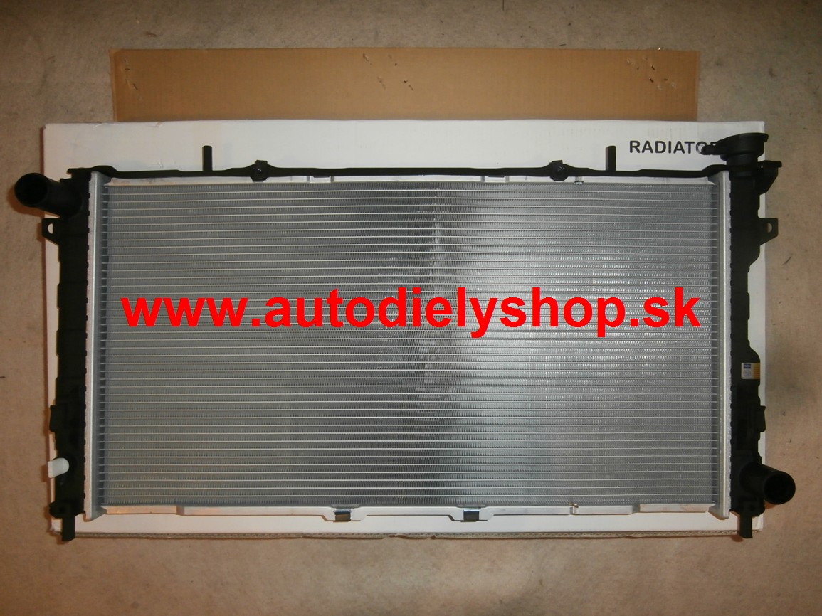 Chrysler VOYAGER 4/01-3/04 chladič vody 3,3i-3,8i / AUTOMAT