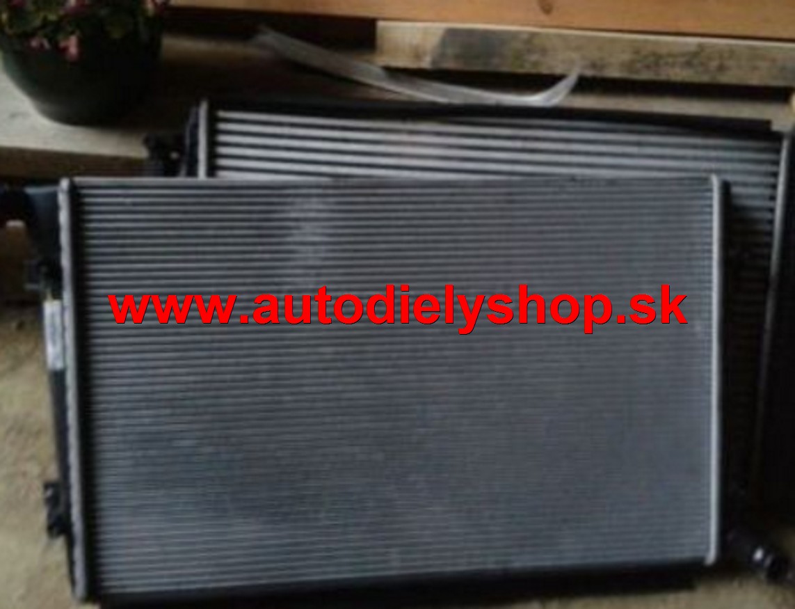 Nissan PRIMERA P(W) 12 3/02- chladič vody 2,2Di / AUTOMAT