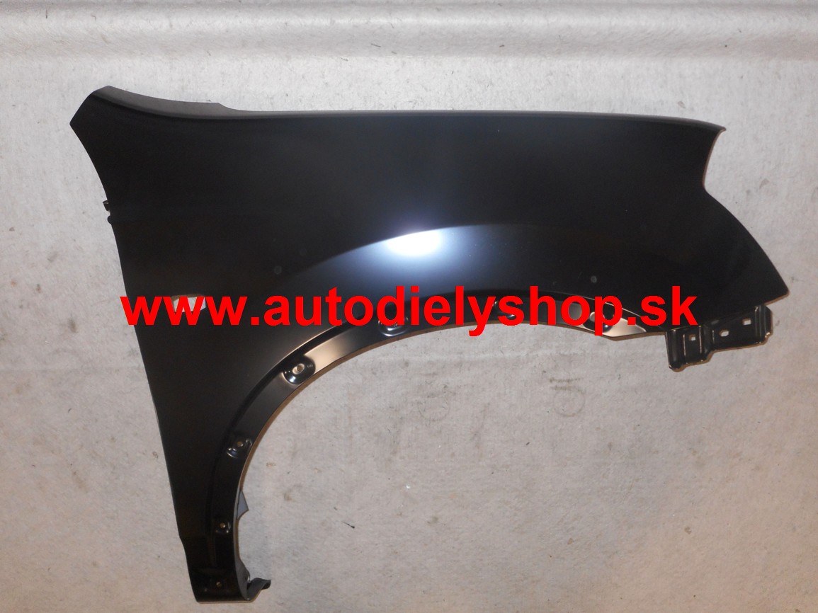 Nissan QASHQAI 07- blatník Pravý