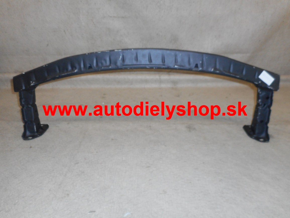 Suzuki SX4 6/06- výstuha predného nárazníku / dolná