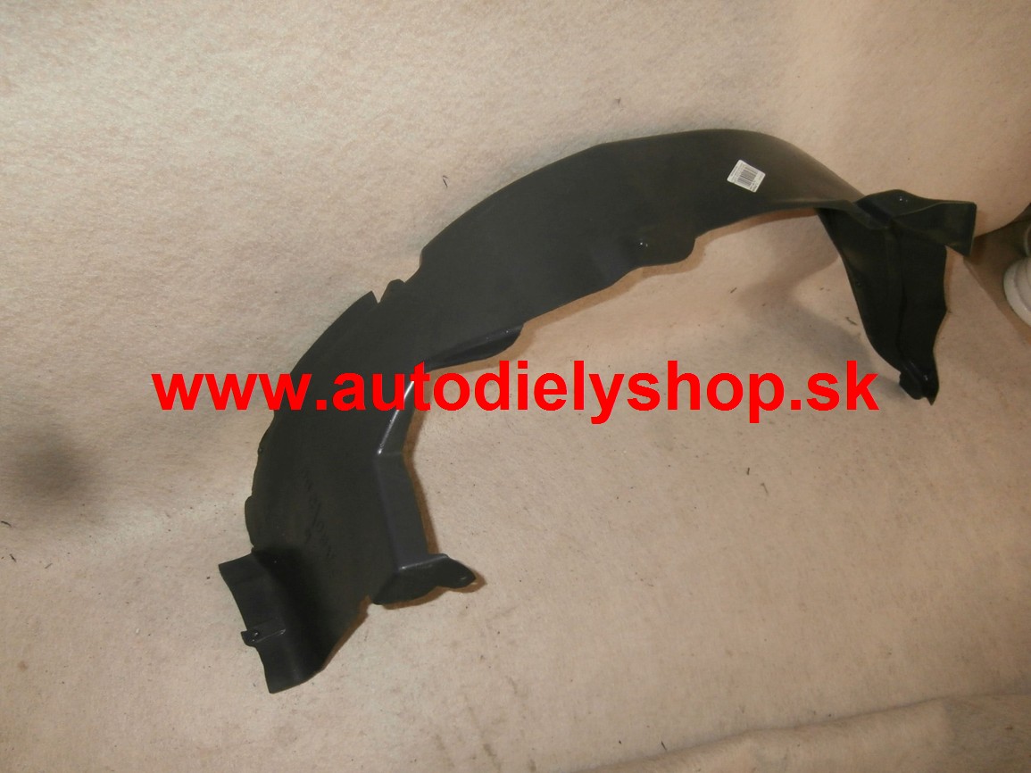 Volvo S40, V40 2/96-7/00 podblatník predný Pravý