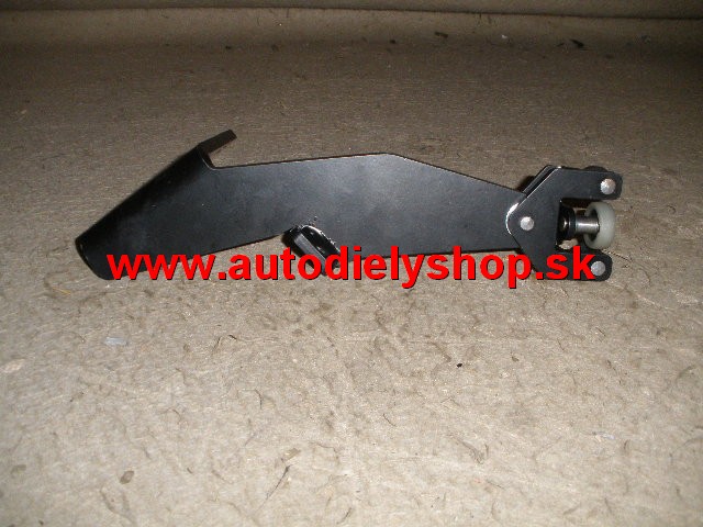 Opel MOVANO 4/99-03 kolieska posuvných dverí Pravé / s držiakom 