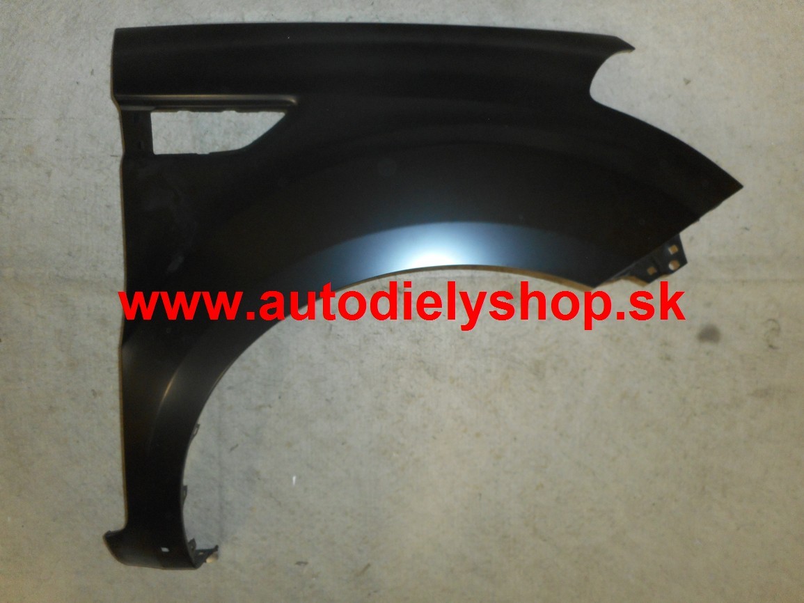 Kia SOUL 2/2009- blatník pravý s otvorom pre lištu