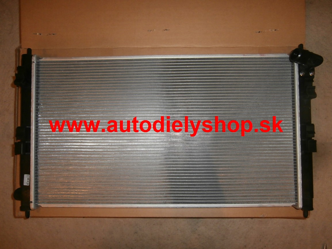 Mitsubishi LANCER 2008- chladič vody 1,6i-1,8i-2,0i-2,0DiD