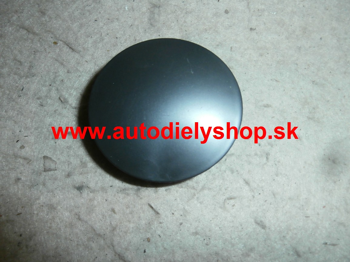 Toyota AURIS 10/2006-2010 predná záslepka ťažného háku / Ľavá