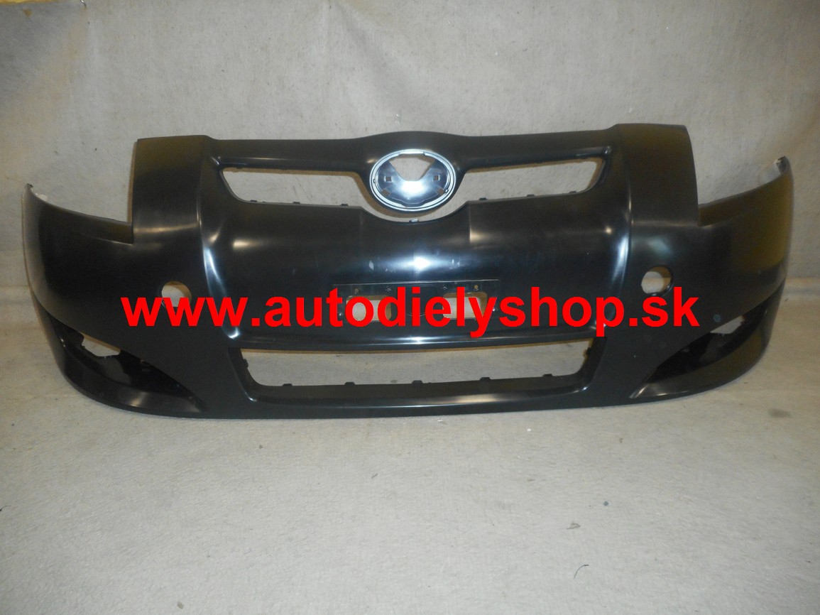 Toyota AURIS 10/2006-2010 predný nárazník / bez podkladu