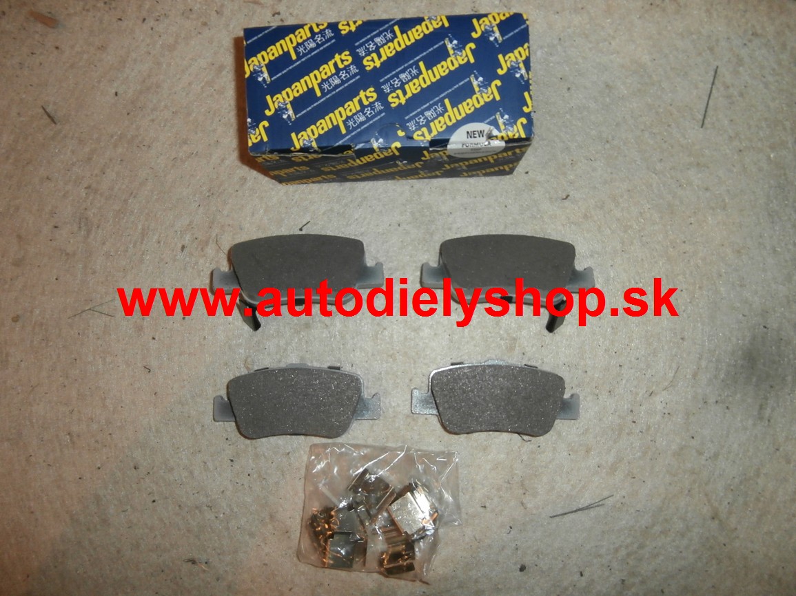 Toyota AURIS 10/2006-2010 zadné platničky Sada / ENGLAND