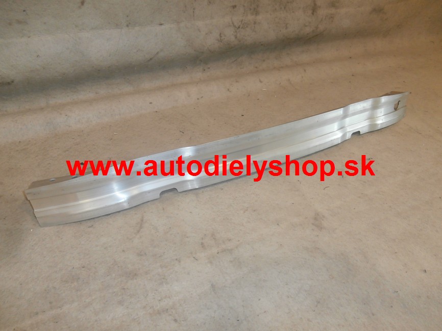 Audi A3 8/2008-2012 predná výstuha nárazníku / hliníková /