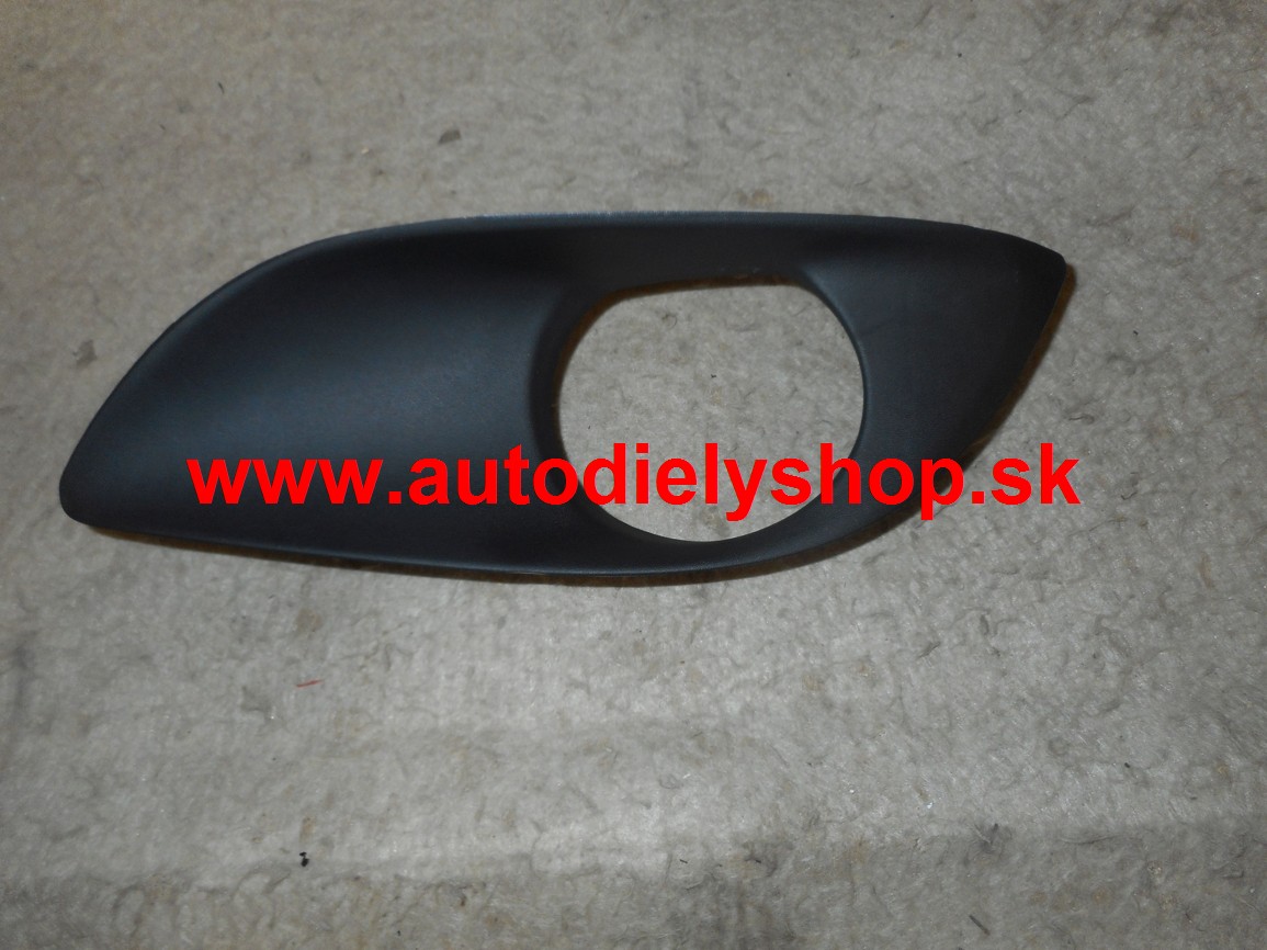 Toyota YARIS 3/09-9/2011 kryt v nárazníku s otvorom,Ľavý
