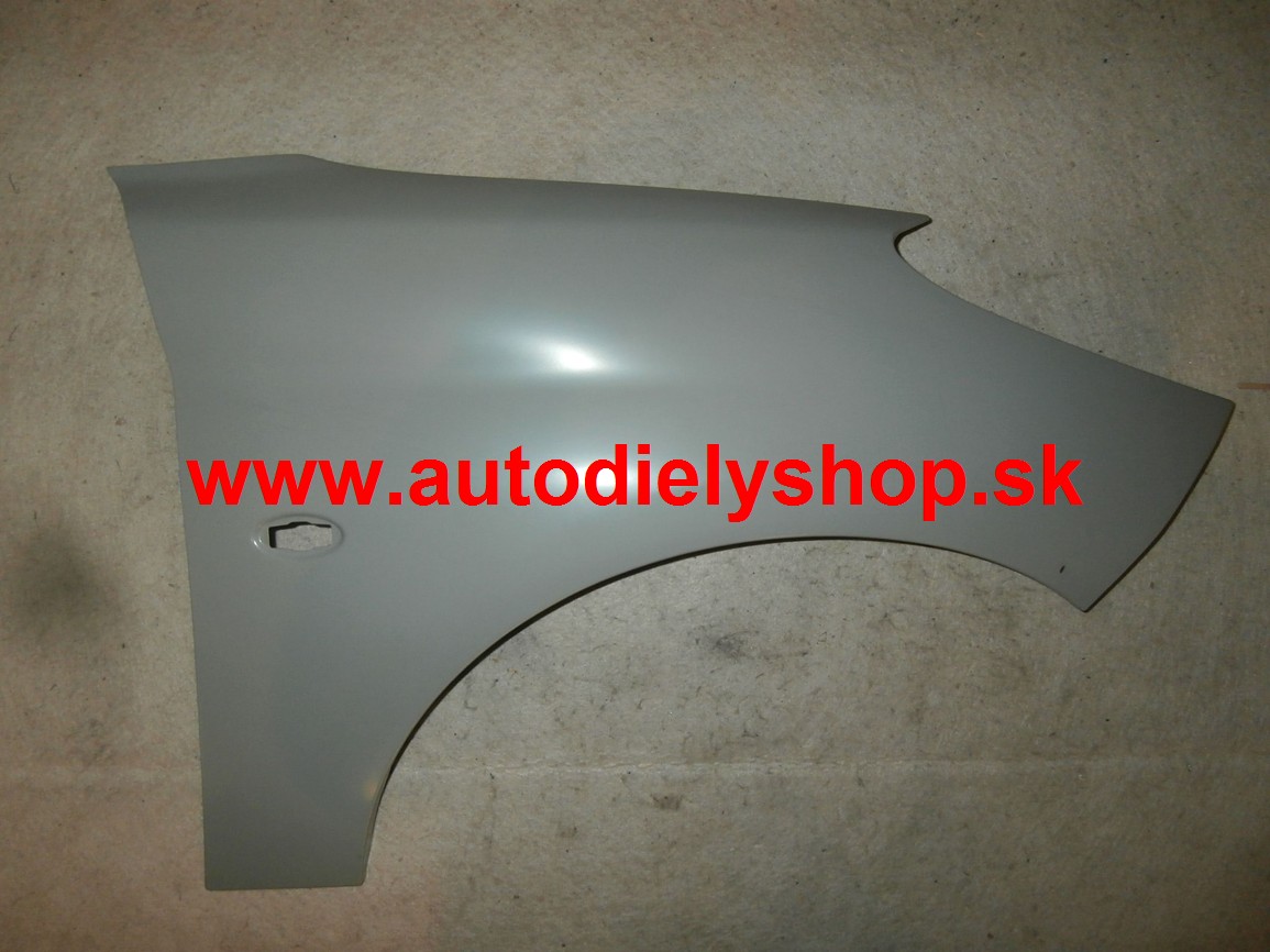Peugeot 206+ 2/2009-blatník Pravý