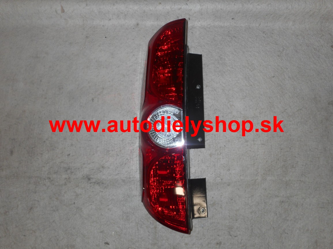 Fiat DOBLO 2/2010- zadné svetlo na 2 krídlo Ľavé