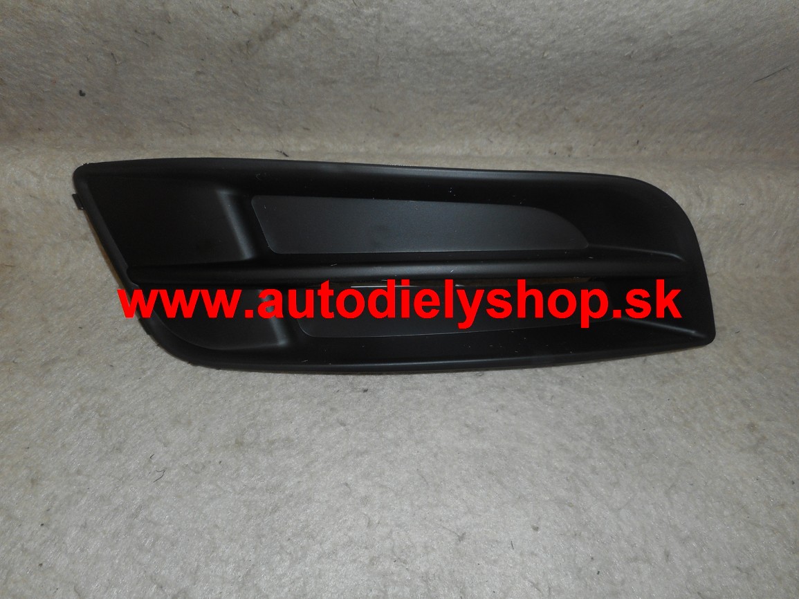 Toyota COROLLA 3/5dv 7/04- záslepka hmlovky Pravá,HB