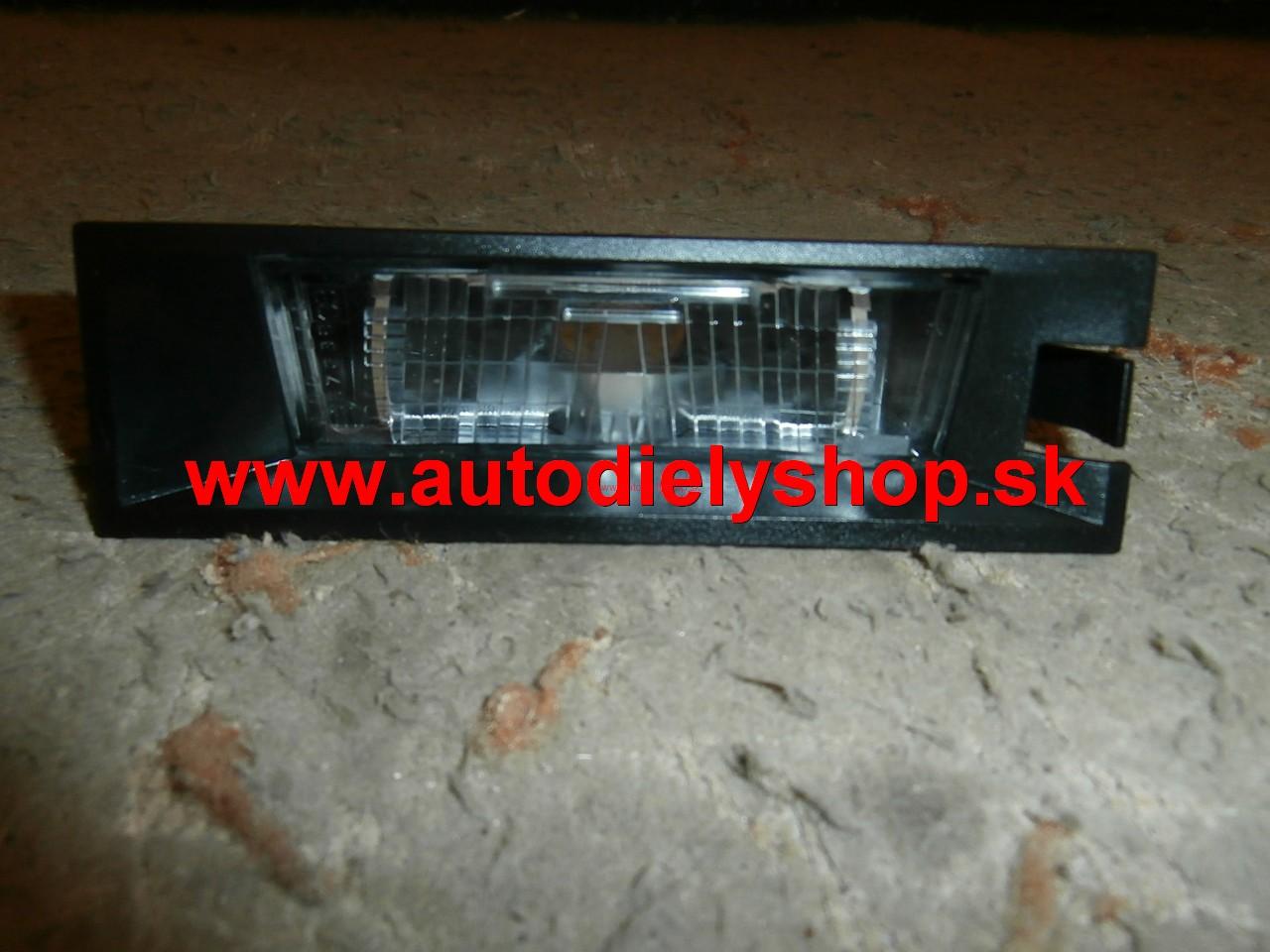  Fiat Punto 99-03 zadné osvetlenie ŠPZ 
