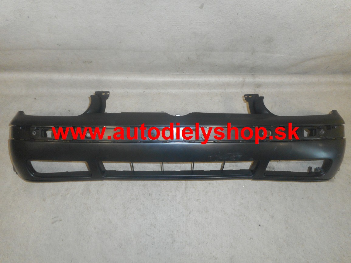VW Golf IV predný nárazník / bez podkladu /