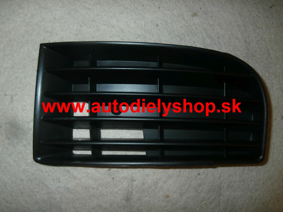 VW Golf V 8/03- kryt v narazníku bez otvorov na hmlovky ľavý 