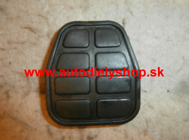 Audi 90 5/87-9/91 obloženie pedálu spojky