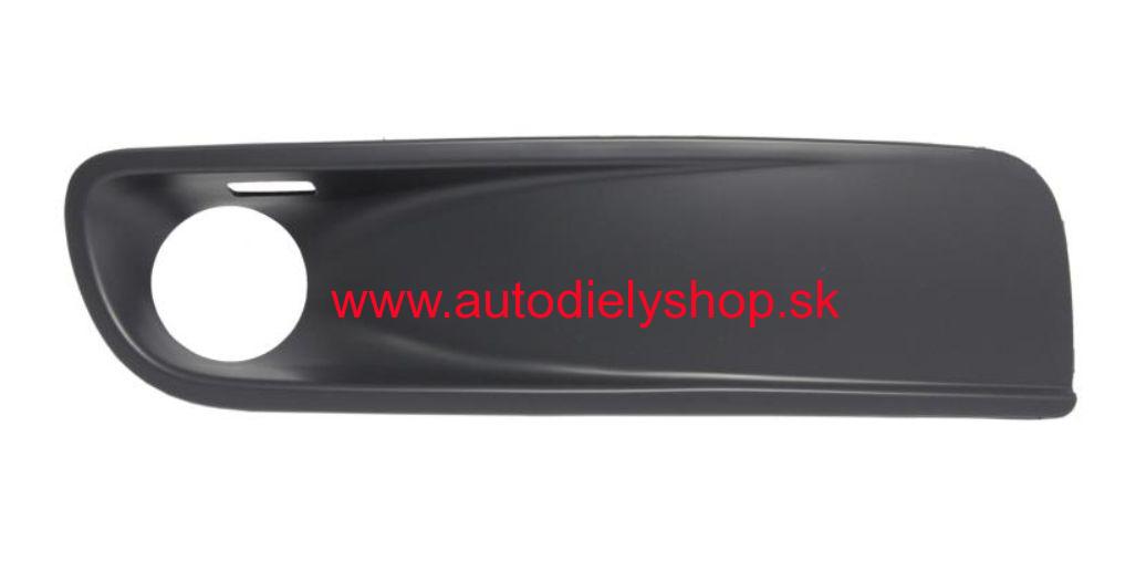 VW TRANSPORTER T5 4/03- kryt nárazníka Pravý / MULTIVAN/ s otvorom