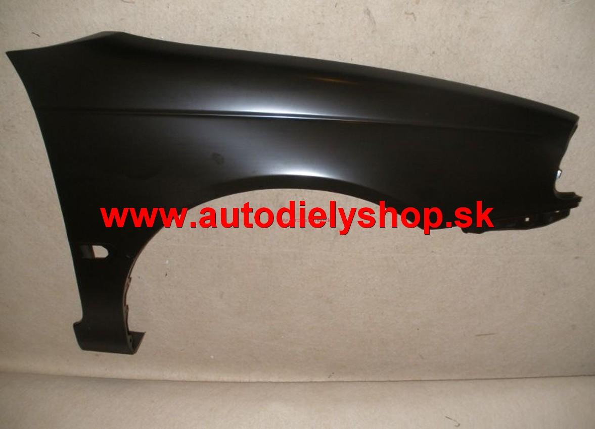  Toyota AVENSIS 10/97-9/00 blatník Pravý 