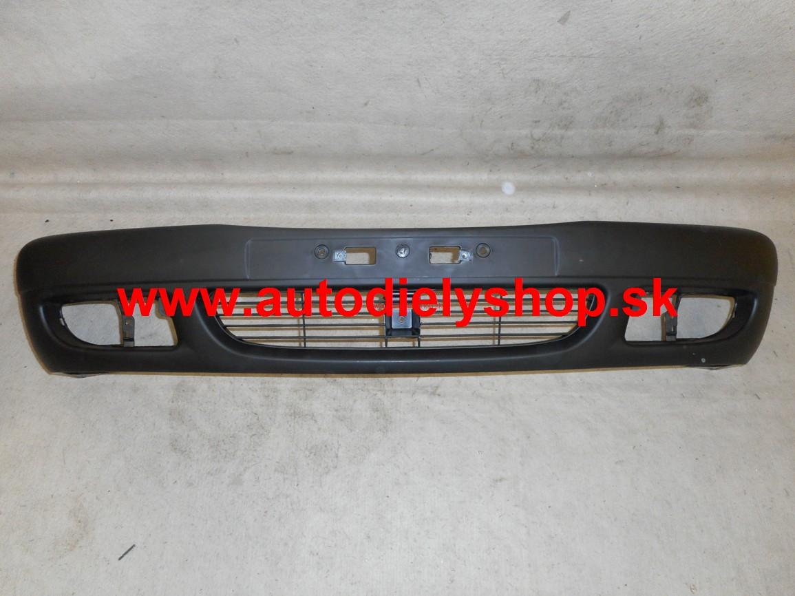Toyota COROLLA 2/00-3/02 predný nárazník 