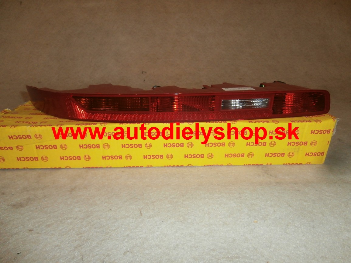 Audi Q7 3/2006- Lave zadné svetlo do nárazníka ORIGINAL