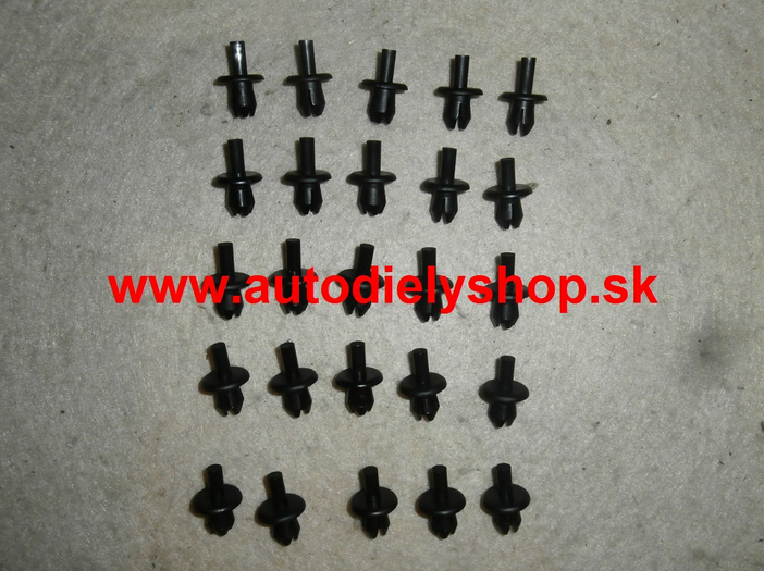 Lexus GS 04/05-11/11príchytky podblatníkov 25 ks