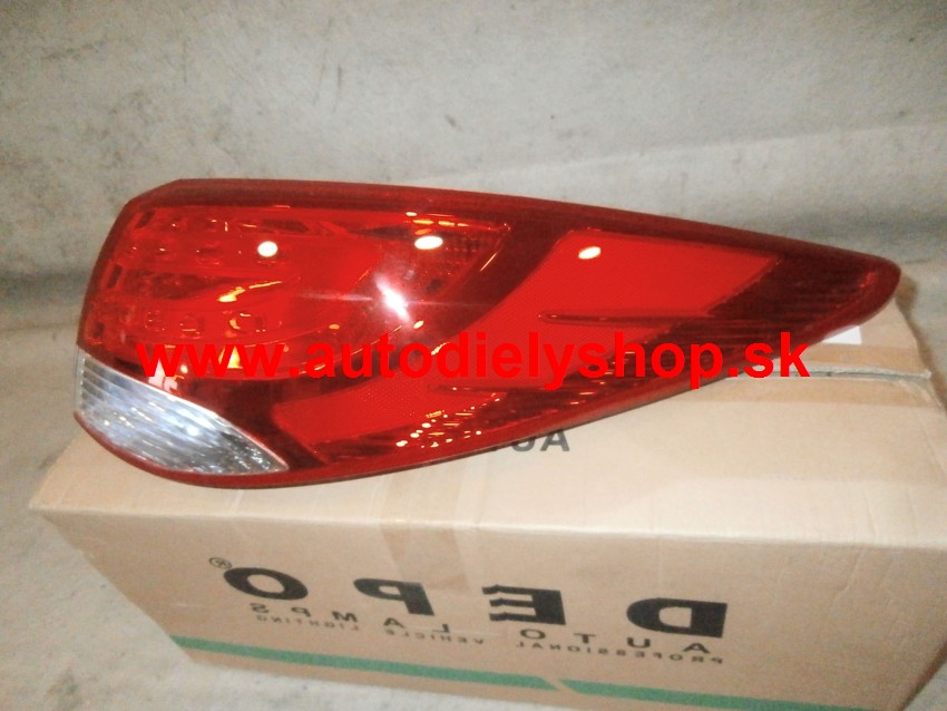 Hyundai ix35 4/2010- zadné svetlo - vonkajšie pravé