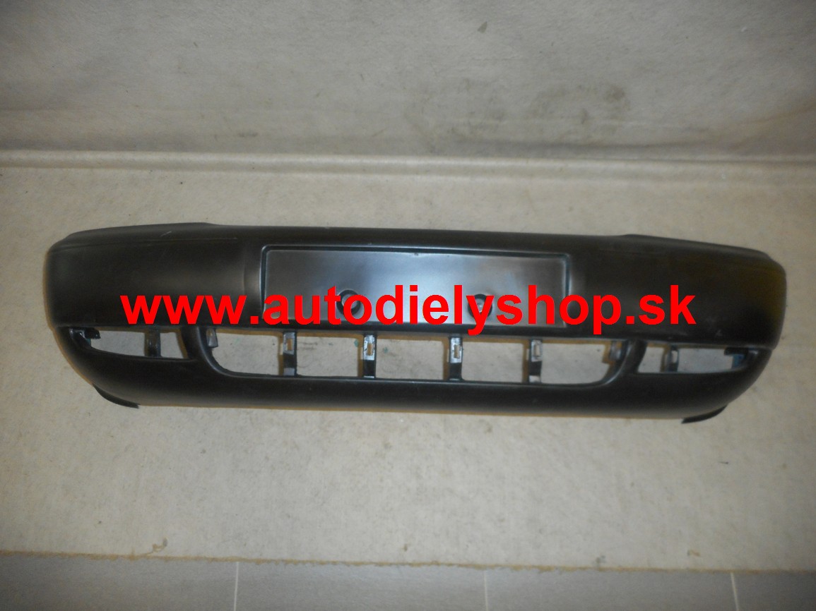 Audi A8 6/94-99 predný nárazník, živicový odliatok