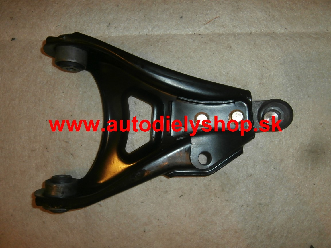 Renault CLIO 5/96-8/98 predné rameno pravé