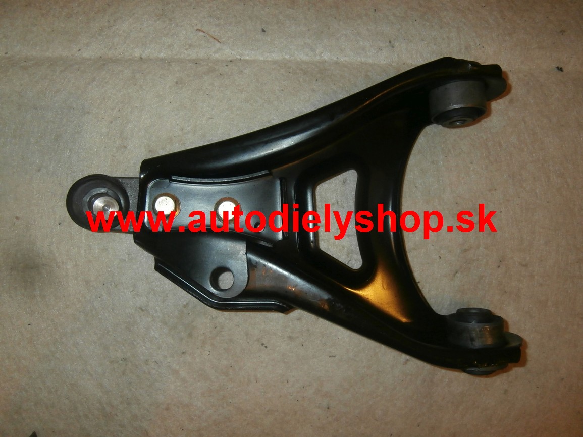 Renault CLIO 5/96-8/98 predné rameno ľavé 