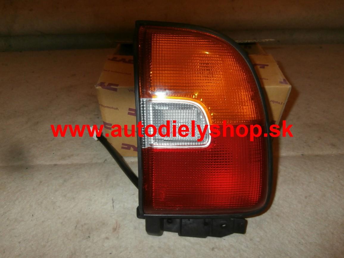 Toyota RAV 4 94-98 zadné svetlo pravé 