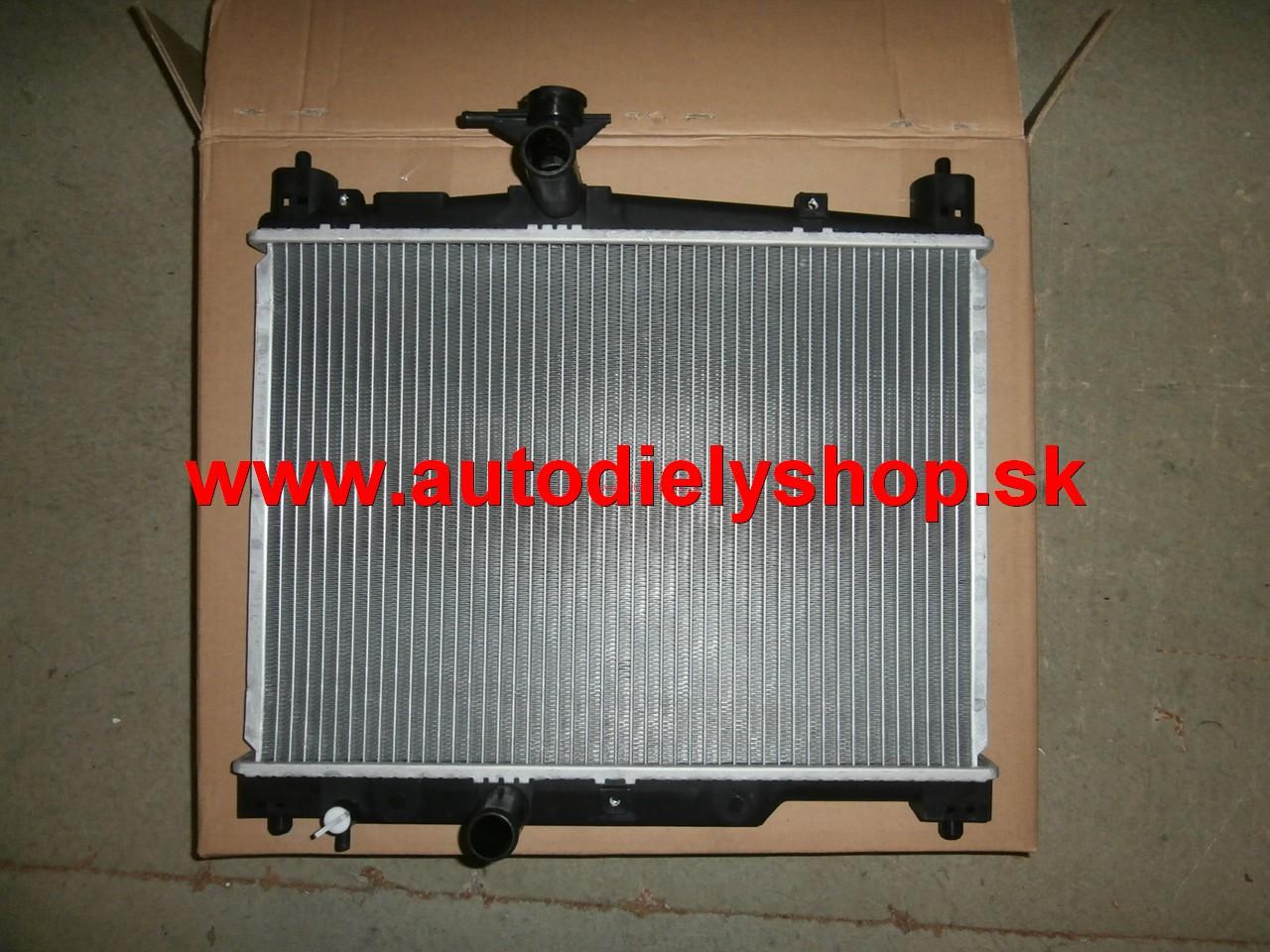 Toyota YARIS 4/99-1/06 chladič vody 1,0i-1,3i 