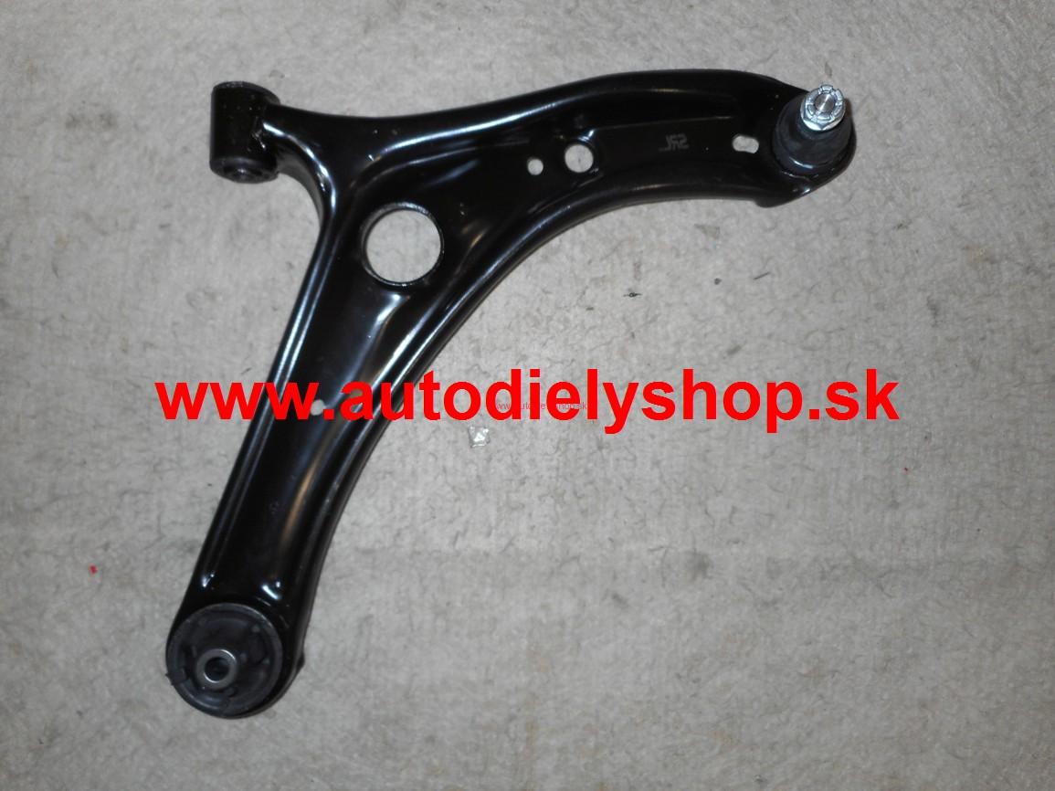 Toyota YARIS 4/99-1/06 predné rameno Pravé 