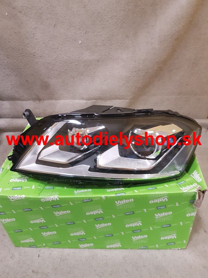 VW PASSAT "362" 8/10- predné svetlo XENON D3S + PSY24W ľavé /VALEO/