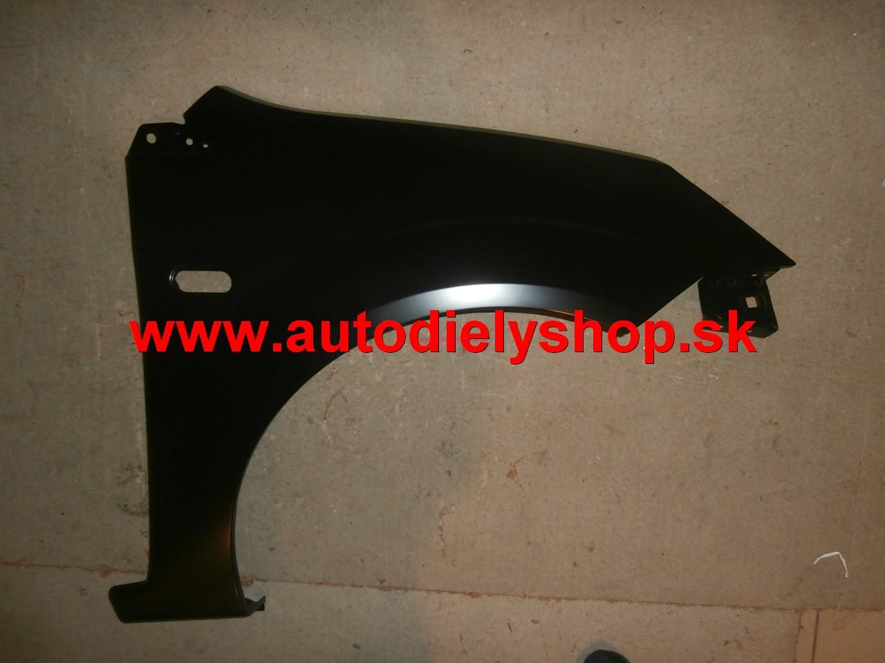  Ford Fiesta 4/02-10/05 blatník pravý 	