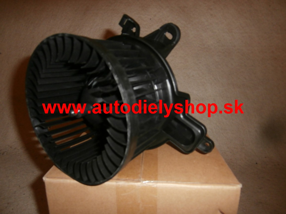 Peugeot 306 97-02  ventilátor kurenia